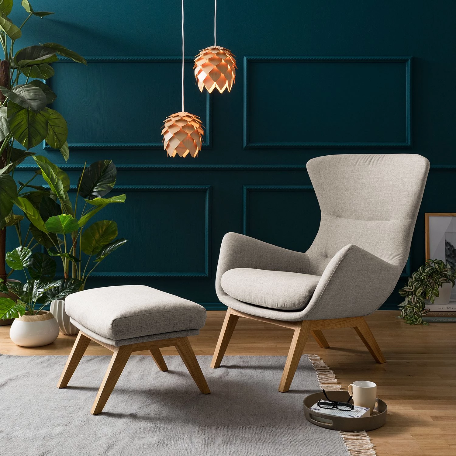 Studio Copenhagen Fauteuil Hepburn I - Tissu Milan : Beige - Chêne foncé 4 Studio Copenhagen Fauteuil Hepburn I - Tissu Milan : Beige - Chêne foncé – Image 2