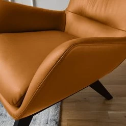 Studio Copenhagen Fauteuil Hepburn I - Cuir véritable Neka : Cognac - Noir -Pas Cher Fauteuils Magasin 1000114828 180713 152047260 MOOD GALLERYIMAGES P000000001000114828 mood