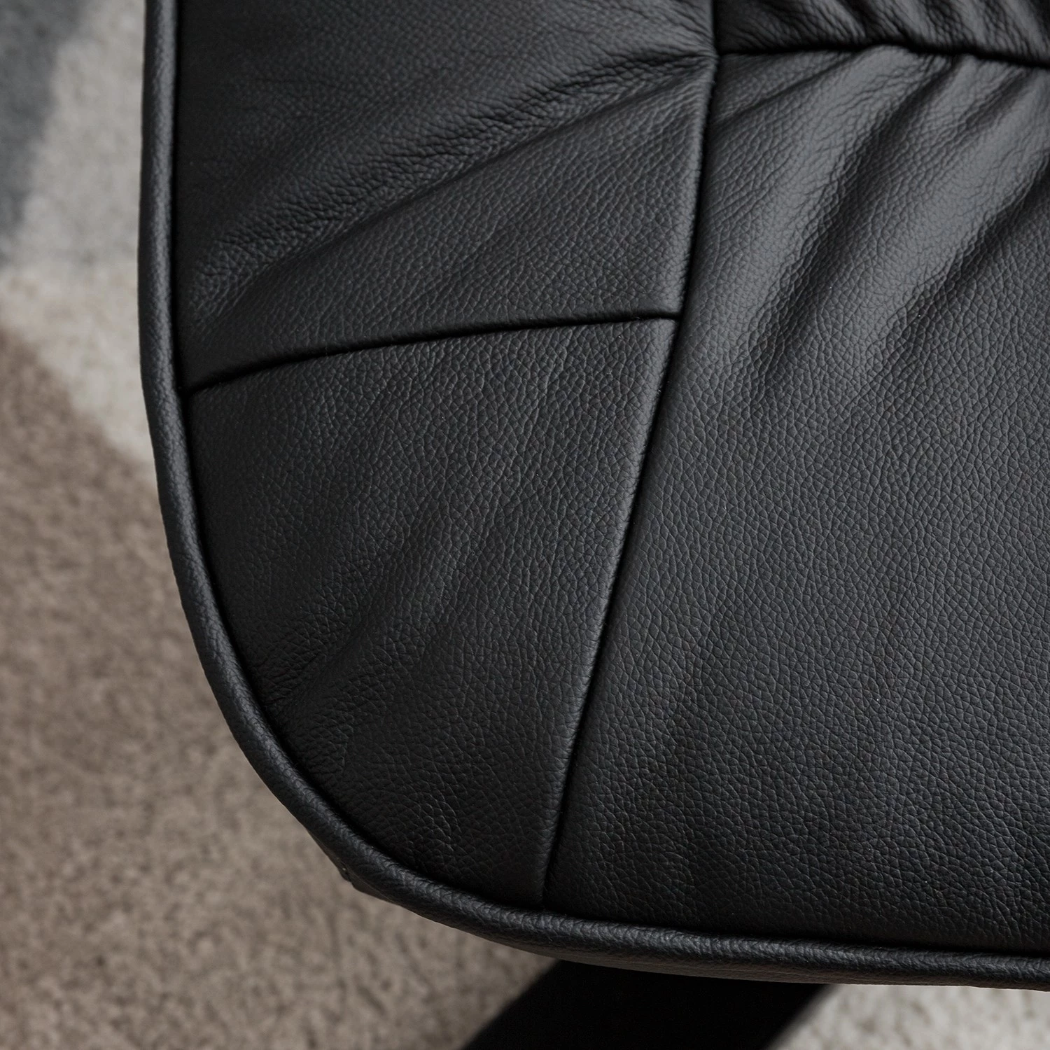 Loftscape Fauteuil de relaxation Wesburn II - Cuir véritable / Imitation cuir - Noir 14 Loftscape Fauteuil de relaxation Wesburn II - Cuir véritable / Imitation cuir - Noir – Image 12