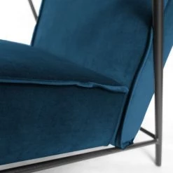 Jack & Alice Fauteuil Canoas II - Velours - Velours Ravi: Bleu marine -Pas Cher Fauteuils Magasin 1000164160 190522 16033600069 GALLERYIMAGES P000000001000164160