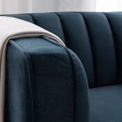 Jack & Alice Fauteuil Borlo - Bleu marine 32 Jack & Alice Fauteuil Borlo - Bleu marine -Pas Cher Fauteuils Magasin 1000180145 201030 05552500029 DETAILS P000000001000180145