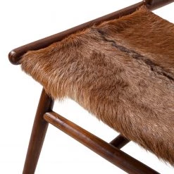Ars manufacti Fauteuil design Howden - Poils de vache / Teck massif - Motif vache / Teck -Pas Cher Fauteuils Magasin 1000183950 200414 13371400007 DETAILS P000000001000183950