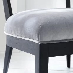 Jack & Alice Fauteuil Burke II - Velours - Gris -Pas Cher Fauteuils Magasin 1000208625 210310 12433500009 DETAILS P000000001000208625
