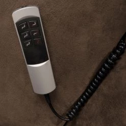 Loftscape Fauteuil relax Gosport - Microfibre Flavie: Nougat - Fonction relaxation - Avec aide au redressement - Réglage électrique : 2 moteurs avec batterie -Pas Cher Fauteuils Magasin 1000317054 220120 11542900317 DETAILS P000000001000317054