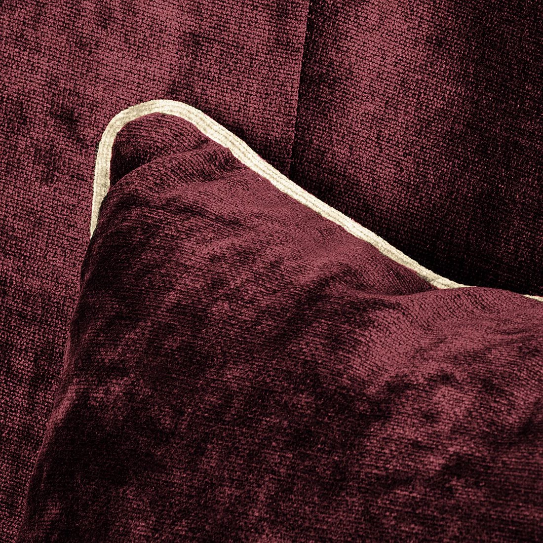 Red Living Fauteuil à oreilles Madame Lebon Velours - rouge bourgogne 11 Red Living Fauteuil à oreilles Madame Lebon Velours - rouge bourgogne – Image 9