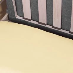 Mooved Fauteuil convertible Latina II - Crème -Pas Cher Fauteuils Magasin schlafsessel latina ii kunstleder creme 3640717